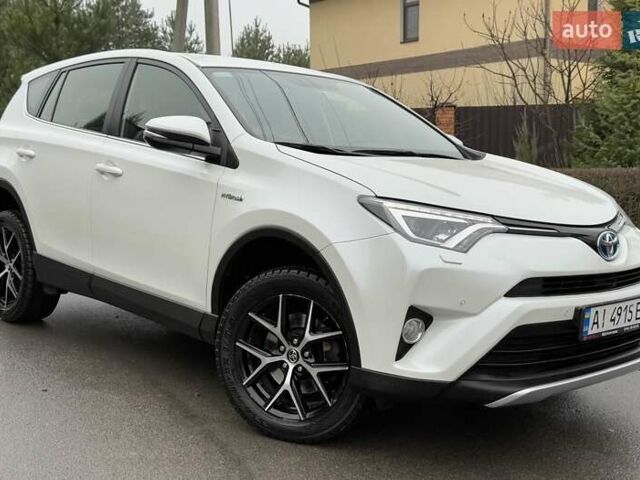 Белый Тойота РАВ 4, объемом двигателя 2.49 л и пробегом 71 тыс. км за 24800 $, фото 1 на Automoto.ua