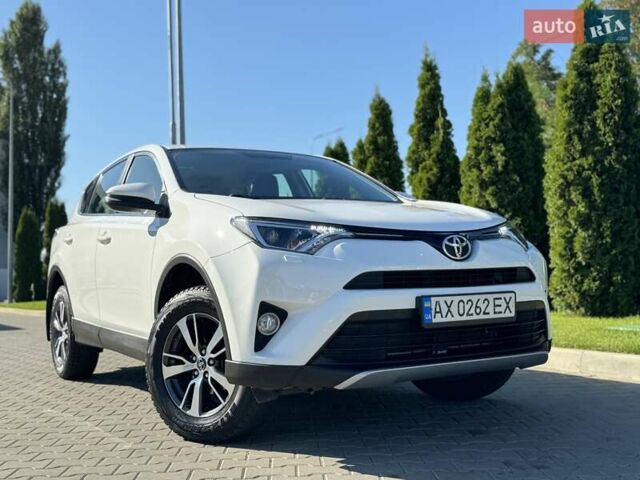 Білий Тойота РАВ 4, об'ємом двигуна 1.99 л та пробігом 93 тис. км за 21500 $, фото 1 на Automoto.ua