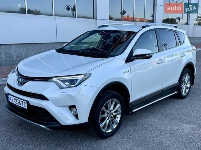 Белый Тойота РАВ 4, объемом двигателя 2.49 л и пробегом 162 тыс. км за 23800 $, фото 1 на Automoto.ua
