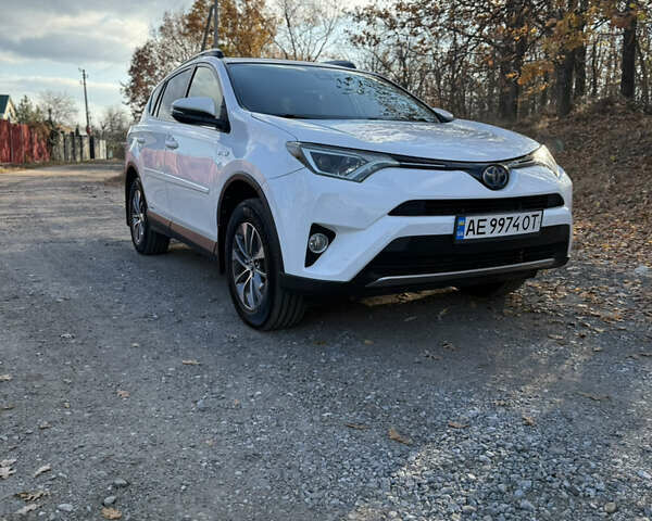 Білий Тойота РАВ 4, об'ємом двигуна 2.49 л та пробігом 150 тис. км за 22500 $, фото 1 на Automoto.ua