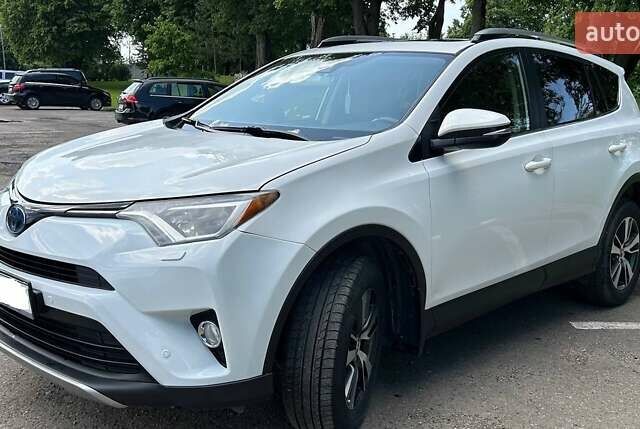 Білий Тойота РАВ 4, об'ємом двигуна 2.5 л та пробігом 115 тис. км за 19000 $, фото 1 на Automoto.ua