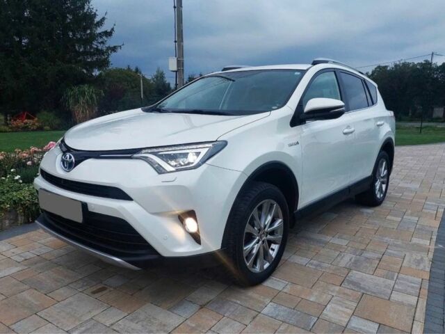 Білий Тойота РАВ 4, об'ємом двигуна 0 л та пробігом 140 тис. км за 12800 $, фото 1 на Automoto.ua