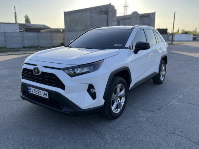 Білий Тойота РАВ 4, об'ємом двигуна 2.5 л та пробігом 127 тис. км за 25200 $, фото 1 на Automoto.ua
