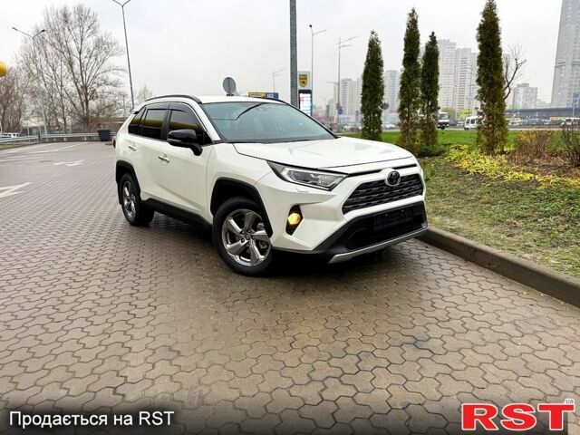 Белый Тойота РАВ 4, объемом двигателя 2 л и пробегом 99 тыс. км за 26500 $, фото 1 на Automoto.ua