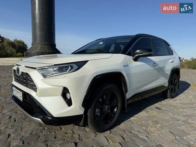 Білий Тойота РАВ 4, об'ємом двигуна 2.49 л та пробігом 160 тис. км за 28900 $, фото 1 на Automoto.ua