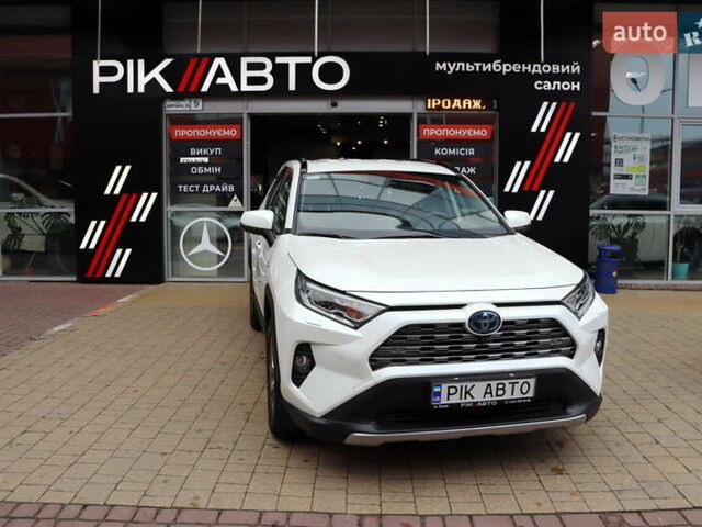 Білий Тойота РАВ 4, об'ємом двигуна 2.49 л та пробігом 95 тис. км за 37900 $, фото 1 на Automoto.ua