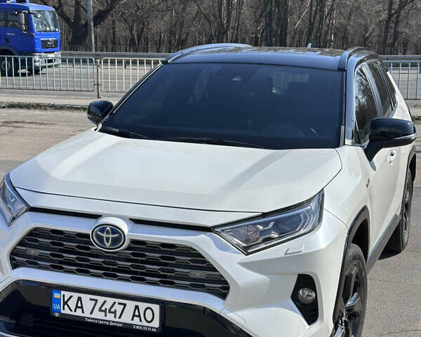 Белый Тойота РАВ 4, объемом двигателя 2.4 л и пробегом 96 тыс. км за 32000 $, фото 1 на Automoto.ua