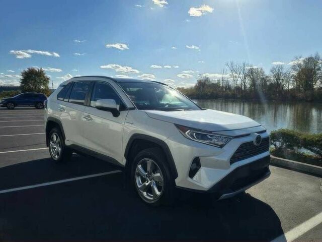 Білий Тойота РАВ 4, об'ємом двигуна 2.5 л та пробігом 24 тис. км за 12500 $, фото 1 на Automoto.ua