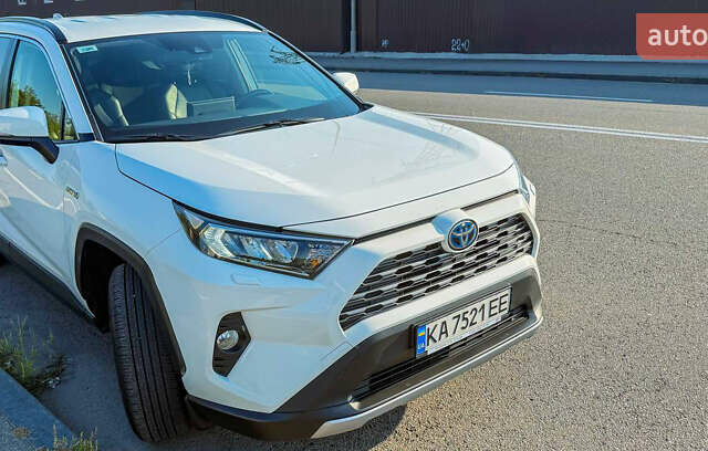 Білий Тойота РАВ 4, об'ємом двигуна 2.49 л та пробігом 85 тис. км за 37000 $, фото 1 на Automoto.ua