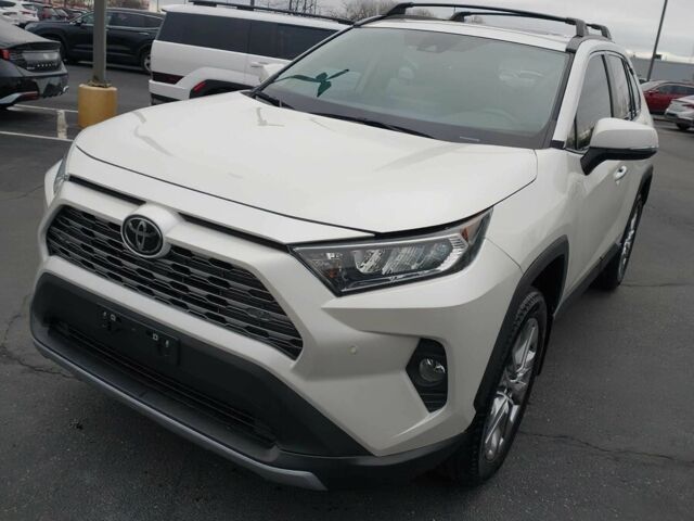 Білий Тойота РАВ 4, об'ємом двигуна 2.5 л та пробігом 40 тис. км за 23000 $, фото 1 на Automoto.ua