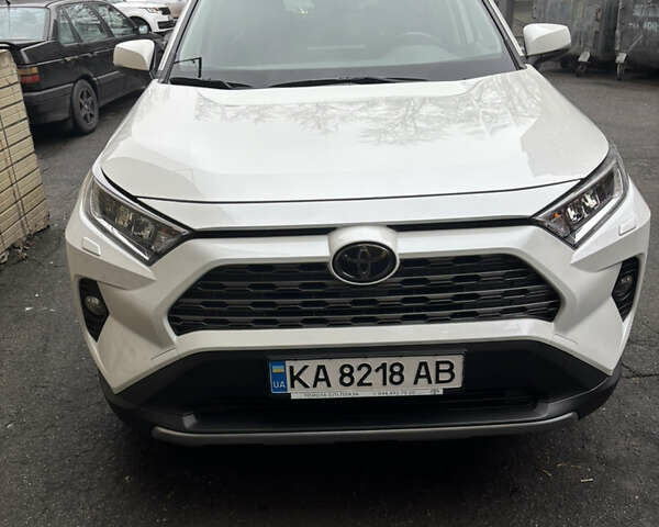 Білий Тойота РАВ 4, об'ємом двигуна 2 л та пробігом 92 тис. км за 34000 $, фото 1 на Automoto.ua