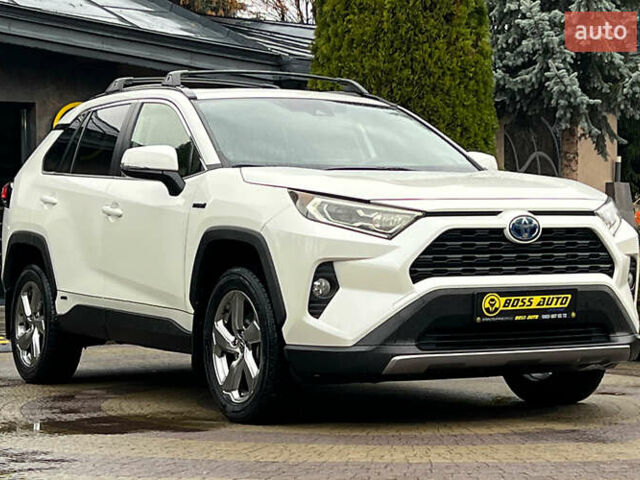 Белый Тойота РАВ 4, объемом двигателя 2.49 л и пробегом 99 тыс. км за 34800 $, фото 1 на Automoto.ua