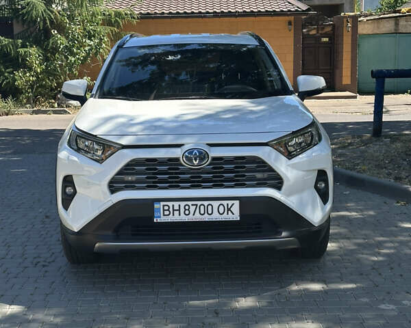 Білий Тойота РАВ 4, об'ємом двигуна 2.49 л та пробігом 56 тис. км за 38500 $, фото 1 на Automoto.ua