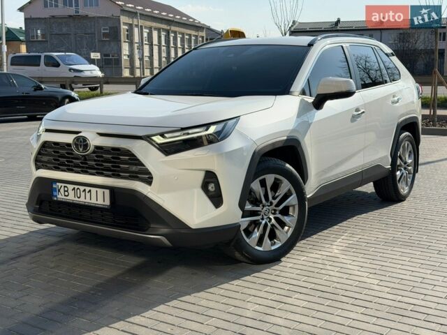 Белый Тойота РАВ 4, объемом двигателя 1.99 л и пробегом 63 тыс. км за 36000 $, фото 1 на Automoto.ua