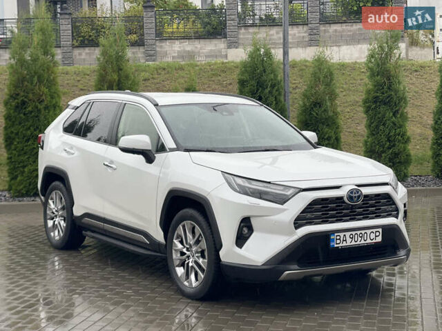Білий Тойота РАВ 4, об'ємом двигуна 2.49 л та пробігом 68 тис. км за 42800 $, фото 1 на Automoto.ua