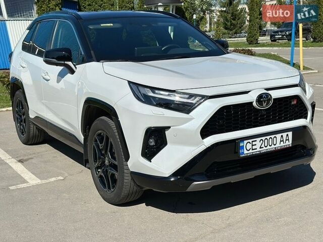 Белый Тойота РАВ 4, объемом двигателя 2.49 л и пробегом 21 тыс. км за 49600 $, фото 1 на Automoto.ua