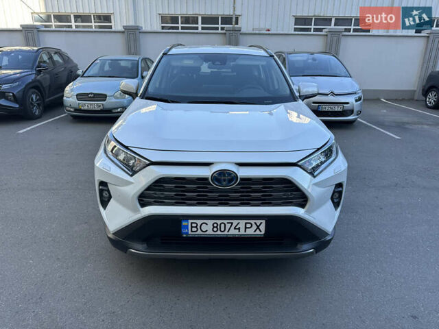 Білий Тойота РАВ 4, об'ємом двигуна 2.49 л та пробігом 56 тис. км за 38600 $, фото 1 на Automoto.ua