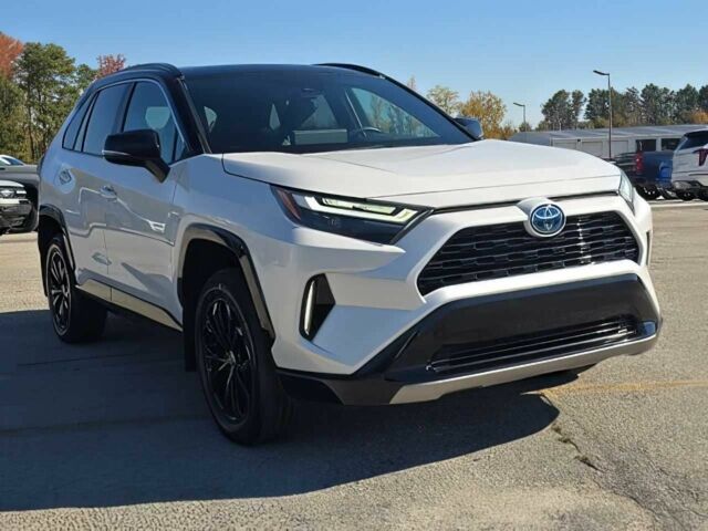 Белый Тойота РАВ 4, объемом двигателя 0 л и пробегом 11 тыс. км за 18000 $, фото 1 на Automoto.ua