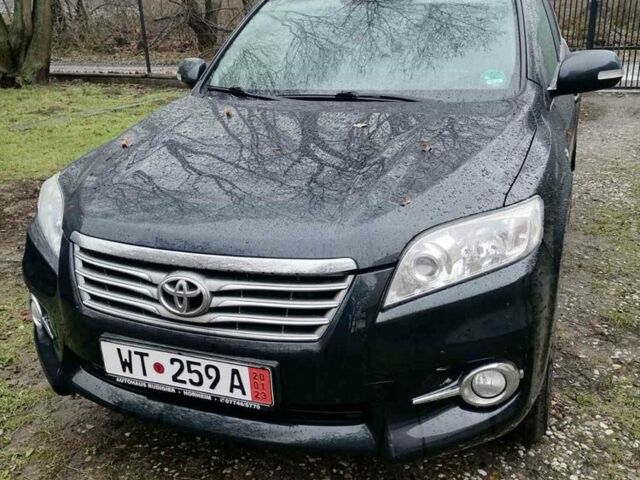 Чорний Тойота РАВ 4, об'ємом двигуна 2.2 л та пробігом 130 тис. км за 7000 $, фото 1 на Automoto.ua