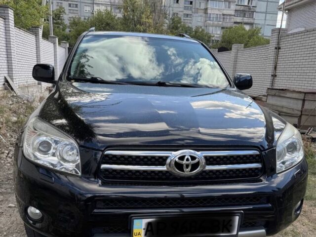 Чорний Тойота РАВ 4, об'ємом двигуна 2 л та пробігом 151 тис. км за 10000 $, фото 1 на Automoto.ua