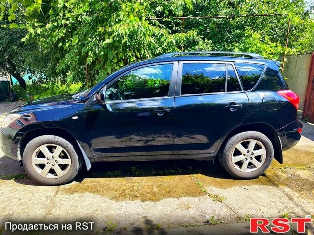 Черный Тойота РАВ 4, объемом двигателя 1.6 л и пробегом 163 тыс. км за 10600 $, фото 1 на Automoto.ua