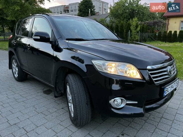 Черный Тойота РАВ 4, объемом двигателя 1.99 л и пробегом 184 тыс. км за 11600 $, фото 1 на Automoto.ua