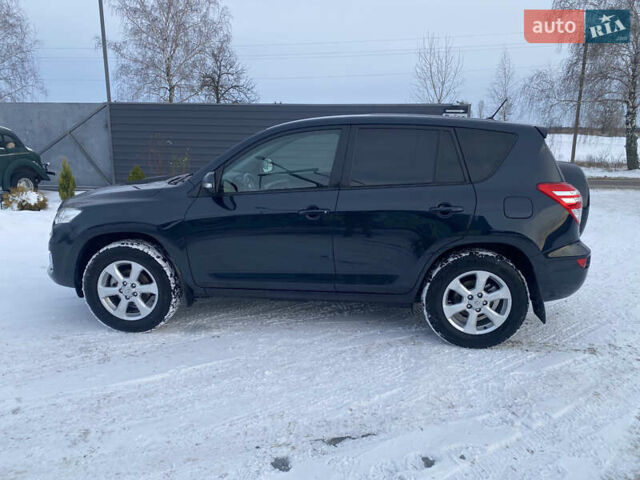 Черный Тойота РАВ 4, объемом двигателя 1.99 л и пробегом 135 тыс. км за 14500 $, фото 1 на Automoto.ua