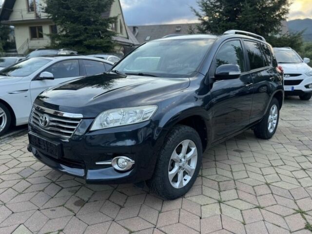 Черный Тойота РАВ 4, объемом двигателя 0 л и пробегом 240 тыс. км за 5200 $, фото 1 на Automoto.ua