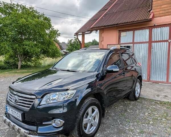 Чорний Тойота РАВ 4, об'ємом двигуна 2.2 л та пробігом 178 тис. км за 15000 $, фото 1 на Automoto.ua