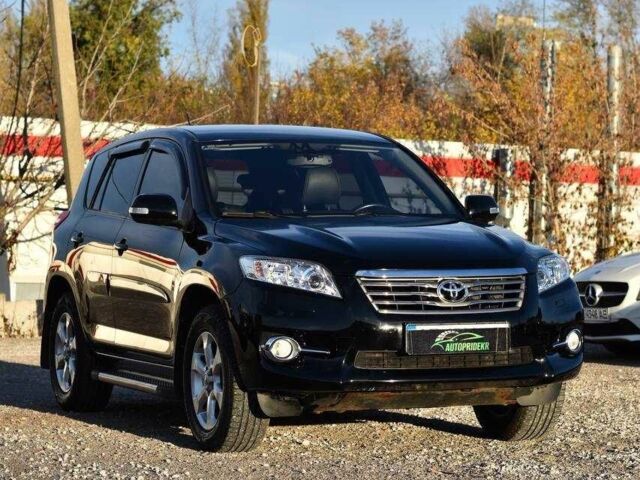 Чорний Тойота РАВ 4, об'ємом двигуна 2 л та пробігом 178 тис. км за 13850 $, фото 1 на Automoto.ua