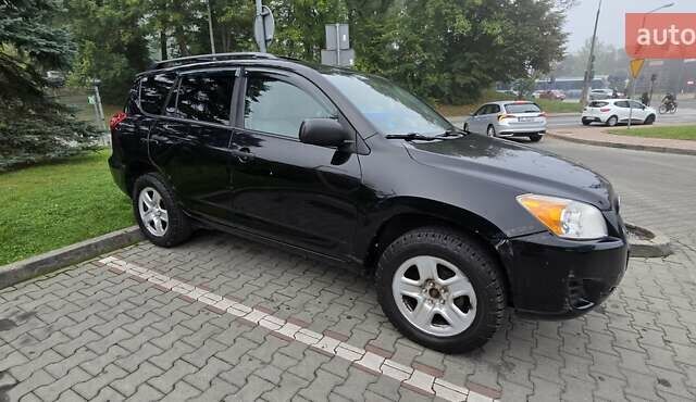 Черный Тойота РАВ 4, объемом двигателя 2.49 л и пробегом 160 тыс. км за 12500 $, фото 1 на Automoto.ua