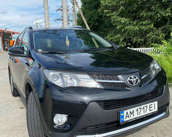 Черный Тойота РАВ 4, объемом двигателя 1.99 л и пробегом 200 тыс. км за 16000 $, фото 1 на Automoto.ua