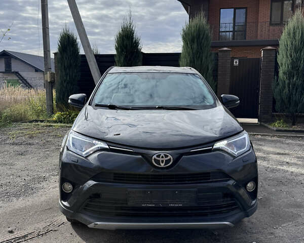 Тойота РАВ 4 2016 в Киеве на Automoto.ua Черный Тойота РАВ 4, объемом двигателя 2.2 л и пробегом 165 тыс. км за 12500 $, фото 1 на Automoto.ua