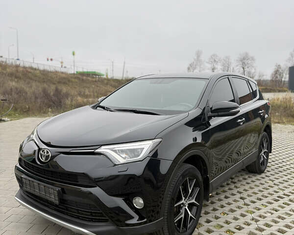 Черный Тойота РАВ 4, объемом двигателя 2.23 л и пробегом 198 тыс. км за 19600 $, фото 1 на Automoto.ua