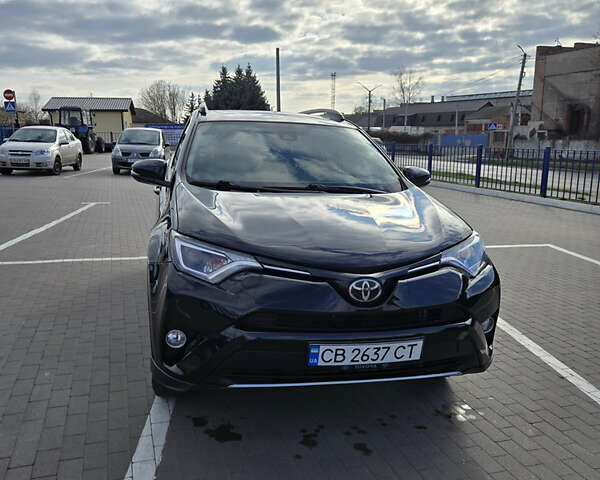 Черный Тойота РАВ 4, объемом двигателя 2.49 л и пробегом 155 тыс. км за 17500 $, фото 1 на Automoto.ua