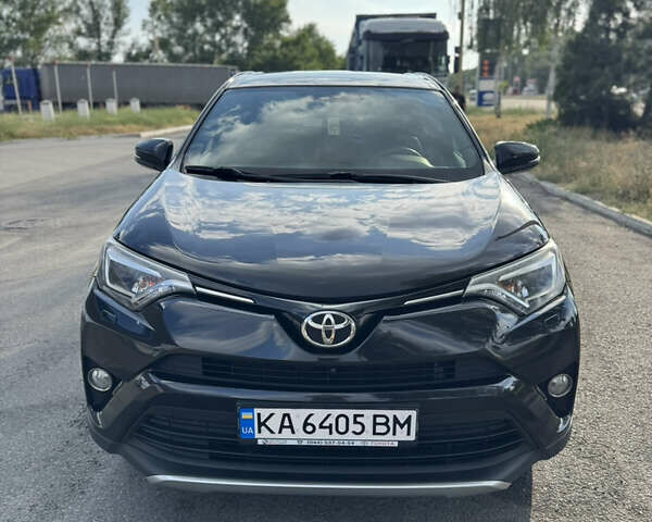 Черный Тойота РАВ 4, объемом двигателя 2.23 л и пробегом 157 тыс. км за 24500 $, фото 1 на Automoto.ua