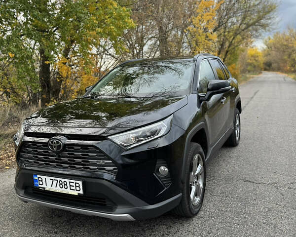 Черный Тойота РАВ 4, объемом двигателя 1.99 л и пробегом 312 тыс. км за 22000 $, фото 1 на Automoto.ua