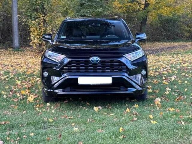 Тойота РАВ 4 2019 в Киеве на Automoto.ua Черный Тойота РАВ 4, объемом двигателя 2.5 л и пробегом 121 тыс. км за 18300 $, фото 1 на Automoto.ua