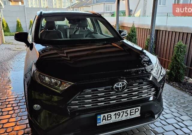 Черный Тойота РАВ 4, объемом двигателя 1.99 л и пробегом 7 тыс. км за 32000 $, фото 1 на Automoto.ua