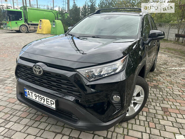 Черный Тойота РАВ 4, объемом двигателя 2.49 л и пробегом 80 тыс. км за 25450 $, фото 1 на Automoto.ua
