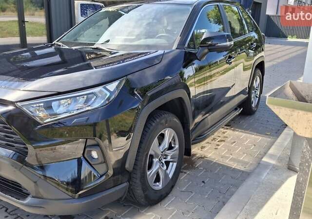 Чорний Тойота РАВ 4, об'ємом двигуна 1.99 л та пробігом 52 тис. км за 30000 $, фото 1 на Automoto.ua