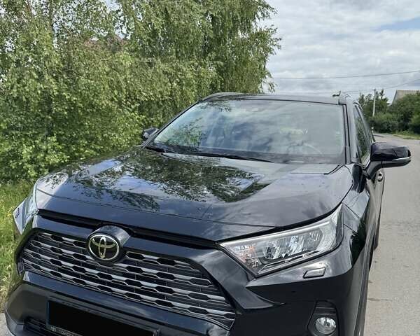 Черный Тойота РАВ 4, объемом двигателя 1.99 л и пробегом 18 тыс. км за 31000 $, фото 1 на Automoto.ua