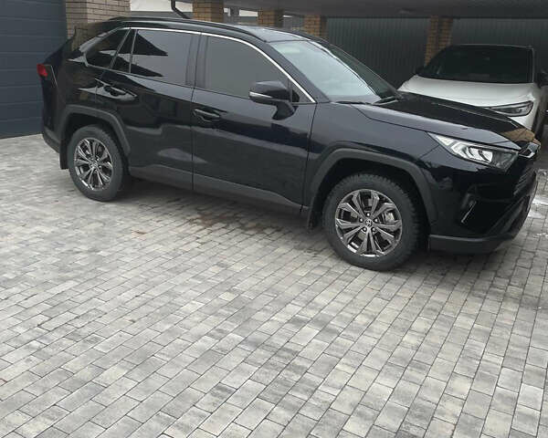 Чорний Тойота РАВ 4, об'ємом двигуна 1.99 л та пробігом 10 тис. км за 37000 $, фото 1 на Automoto.ua