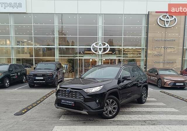 Чорний Тойота РАВ 4, об'ємом двигуна 2.49 л та пробігом 13 тис. км за 45069 $, фото 1 на Automoto.ua