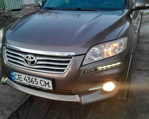 Коричневый Тойота РАВ 4, объемом двигателя 2.23 л и пробегом 250 тыс. км за 13500 $, фото 1 на Automoto.ua