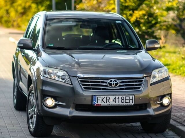 Коричневый Тойота РАВ 4, объемом двигателя 2.2 л и пробегом 187 тыс. км за 8100 $, фото 1 на Automoto.ua