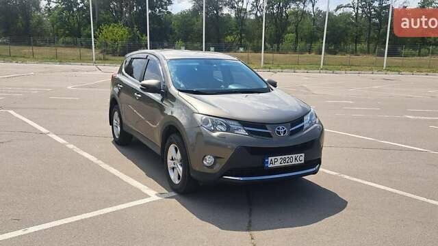 Тойота РАВ 4 2013 в Запорожье на Automoto.ua Коричневый Тойота РАВ 4, объемом двигателя 2.23 л и пробегом 180 тыс. км за 17000 $, фото 1 на Automoto.ua