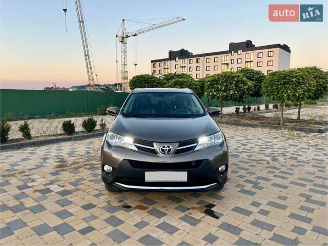 Коричневий Тойота РАВ 4, об'ємом двигуна 2.23 л та пробігом 133 тис. км за 18700 $, фото 1 на Automoto.ua
