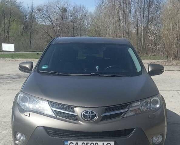 Коричневий Тойота РАВ 4, об'ємом двигуна 2.23 л та пробігом 114 тис. км за 20499 $, фото 1 на Automoto.ua