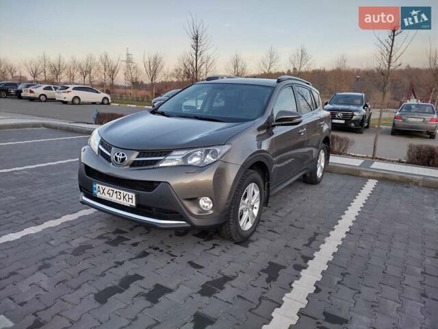 Коричневий Тойота РАВ 4, об'ємом двигуна 2.23 л та пробігом 175 тис. км за 16500 $, фото 1 на Automoto.ua